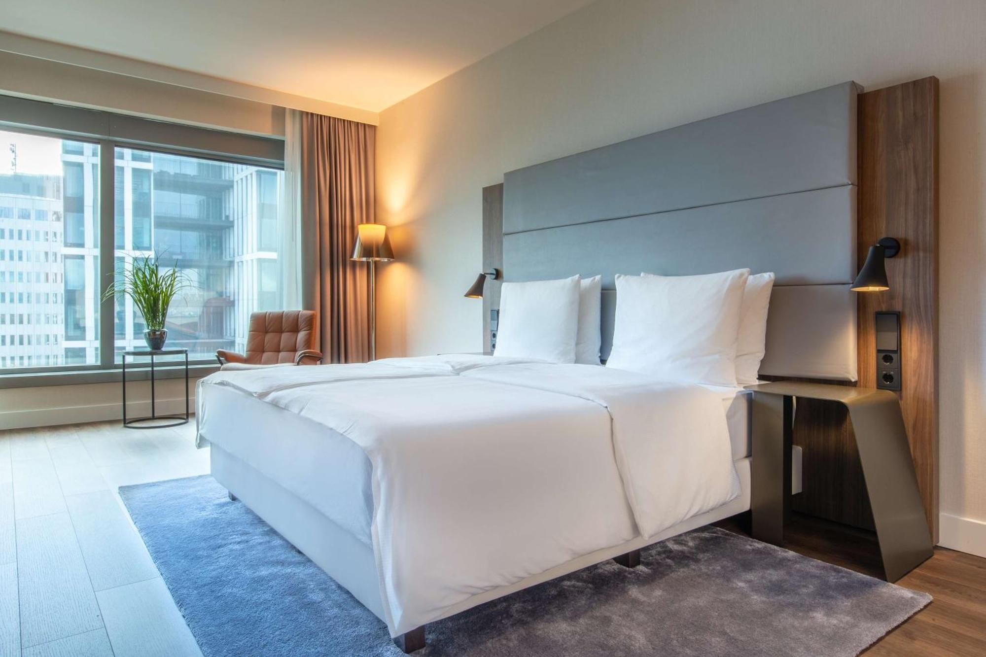 Radisson Blu Frankfurt Hotel 4*